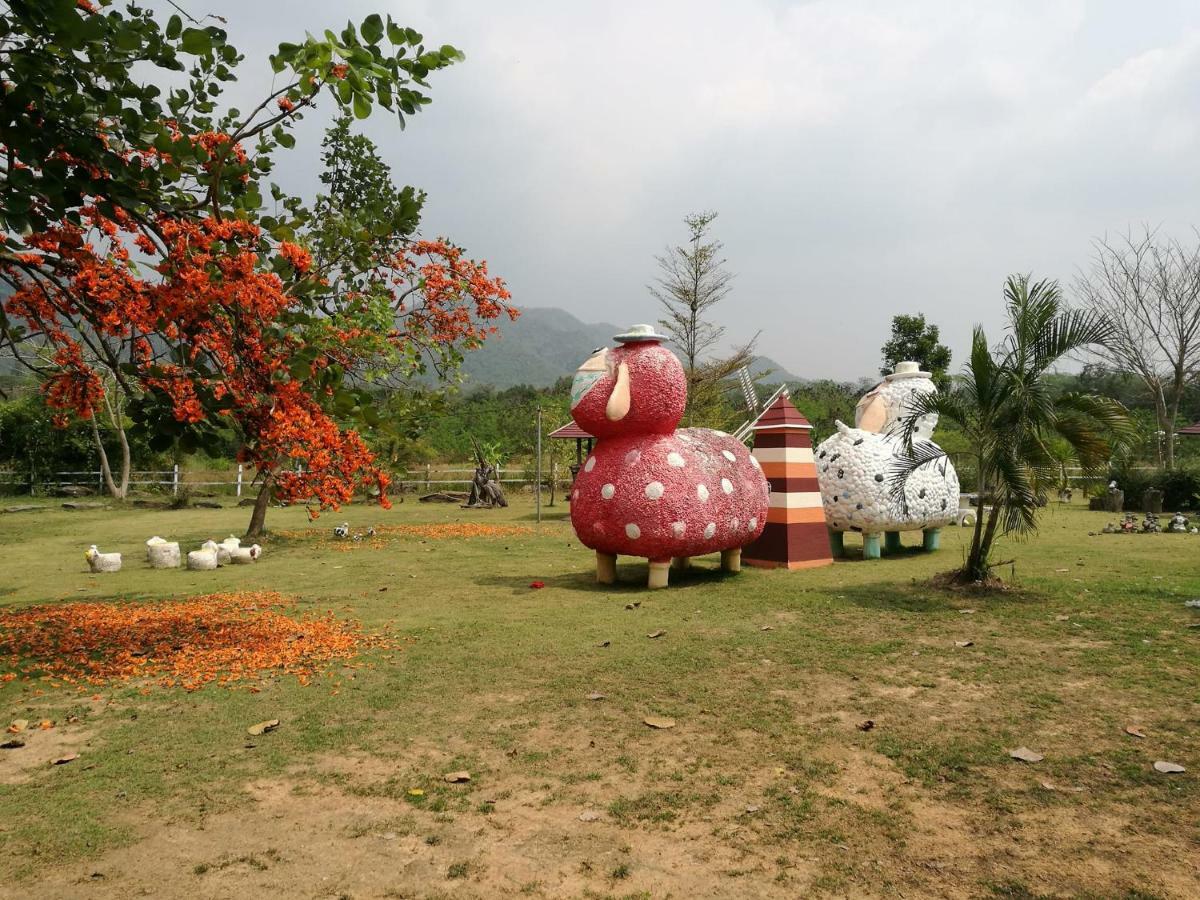 Baan Rai Pray Rung Kaeng Krachan Ban Tha Ling Lom Exterior foto
